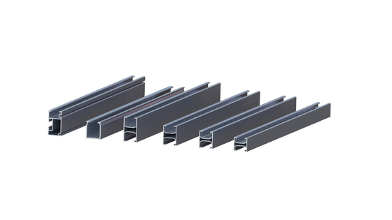 Bâtis en aluminium photovoltaïques naturels de toit en métal des rails de support de panneau solaire AL6005