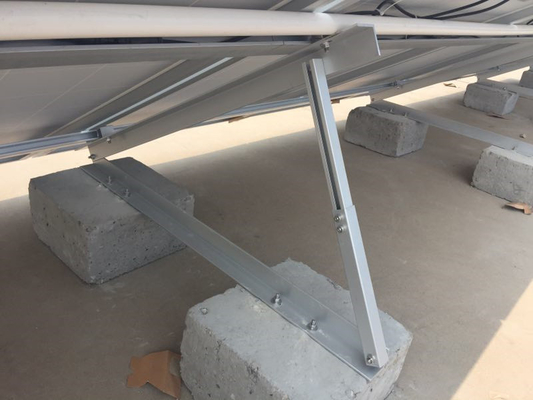 La fixation de montage solaire de panneau solaire de système de toit plat encadre des supports d'inclinaison de panneau solaire